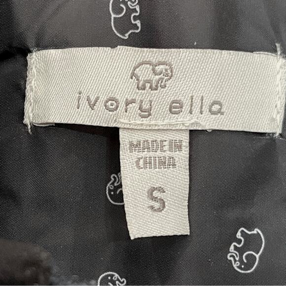 Ivory Ella Quilted Puffer Vest Navy Blue Lightweight Elephant - Small - Picture 6 of 9